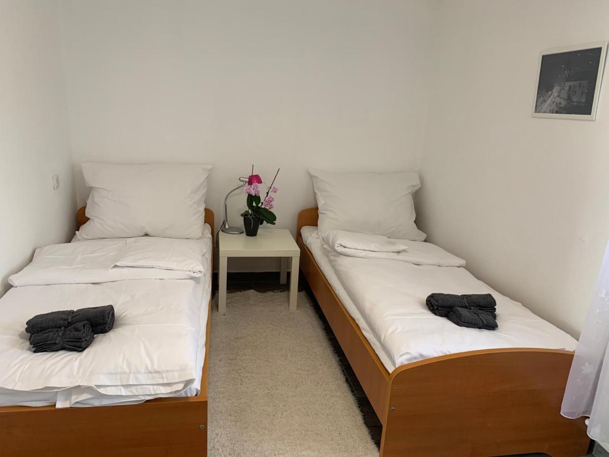 Dalia Apartman Gyoemro Eksteriør bilde