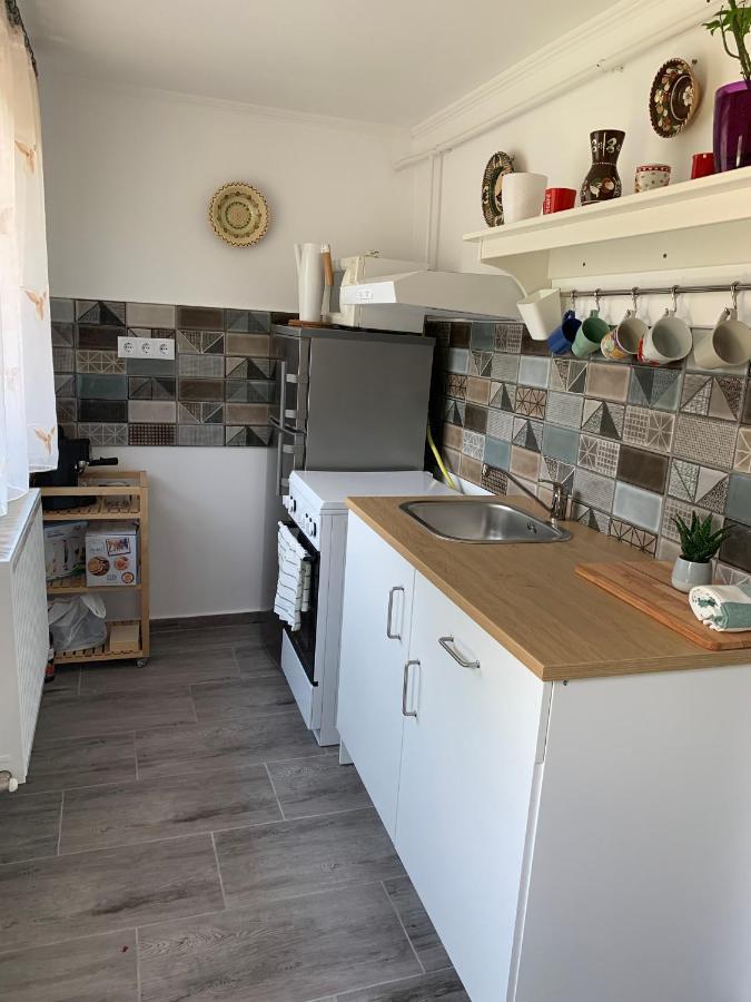 Dalia Apartman Gyoemro Eksteriør bilde