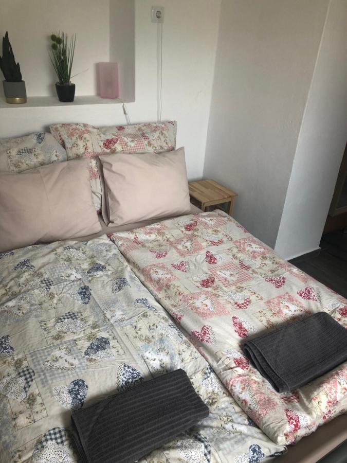 Dalia Apartman Gyoemro Eksteriør bilde