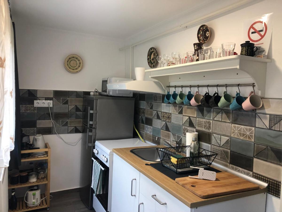 Dalia Apartman Gyoemro Eksteriør bilde